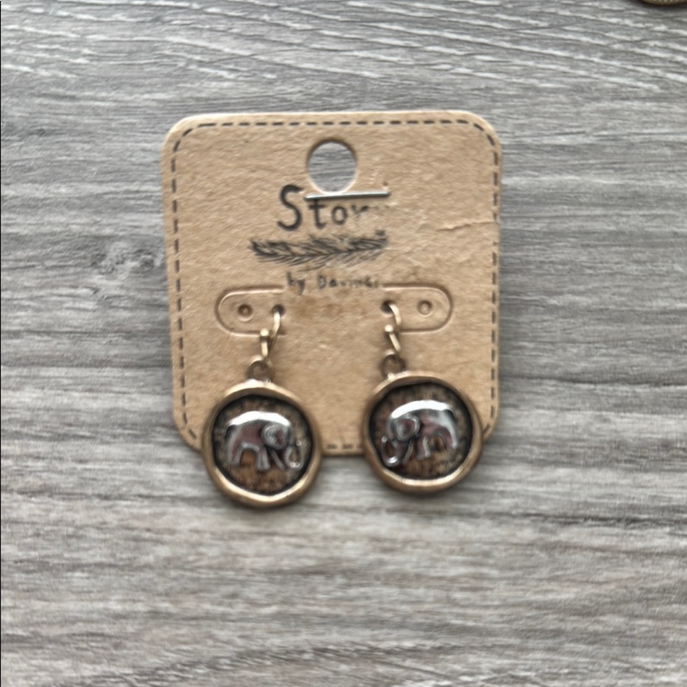 Elephant Earrings - Gold and Brown